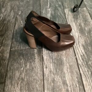 Marni Square Toe Pump